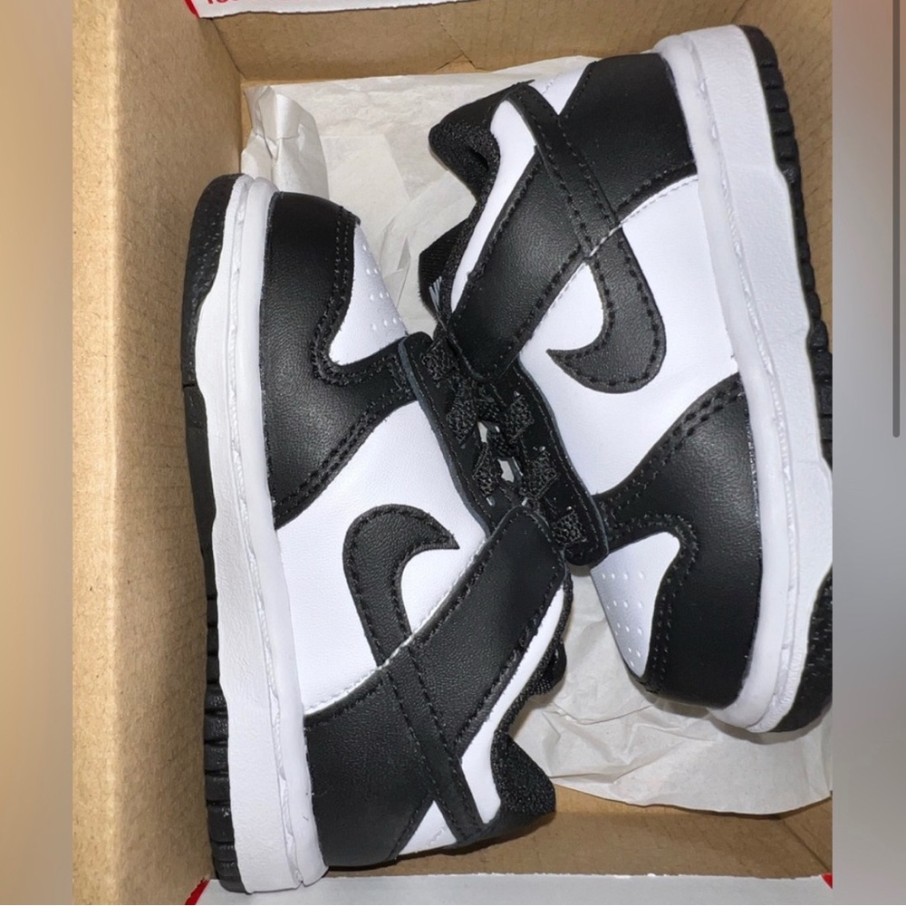 Infant Nike Panda Dunks 4c